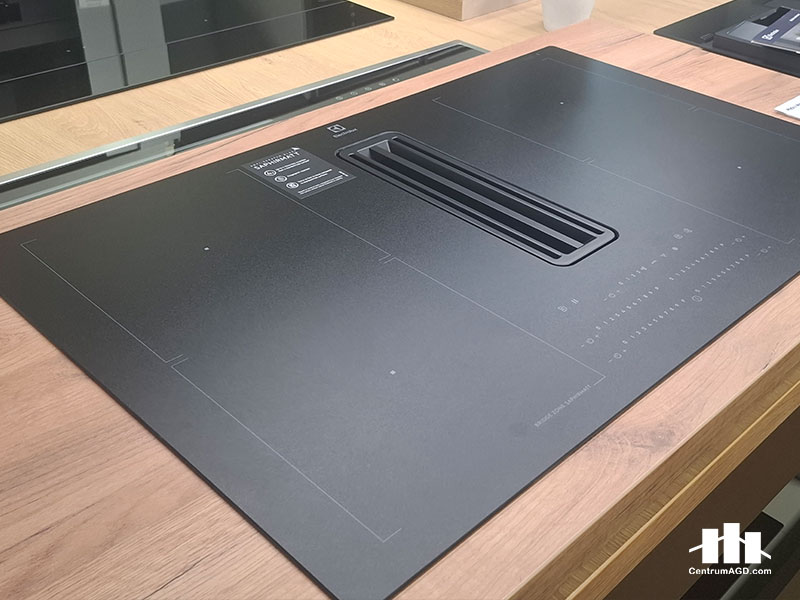 KCC84450CZ Czarne matowe szkło